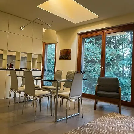 Verde Rame In Citta' Alta Con Garage Charme E Relax Apartmán