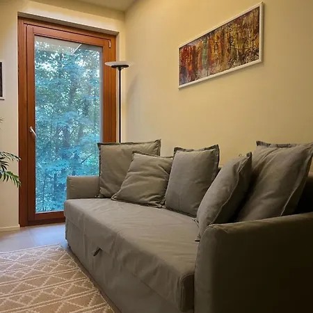 Verde Rame In Citta' Alta Con Garage Charme E Relax * Bergamo