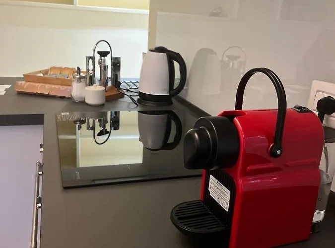 Verde Rame In Citta' Alta Con Garage Charme E Relax Апартаменты