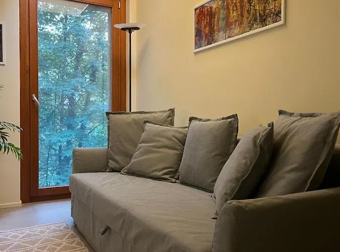 Verde Rame In Citta' Alta Con Garage Charme E Relax * Bergamo