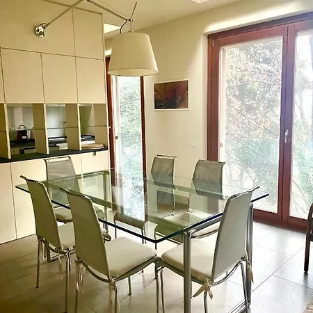 Verde Rame In Citta' Alta Con Garage Charme E Relax